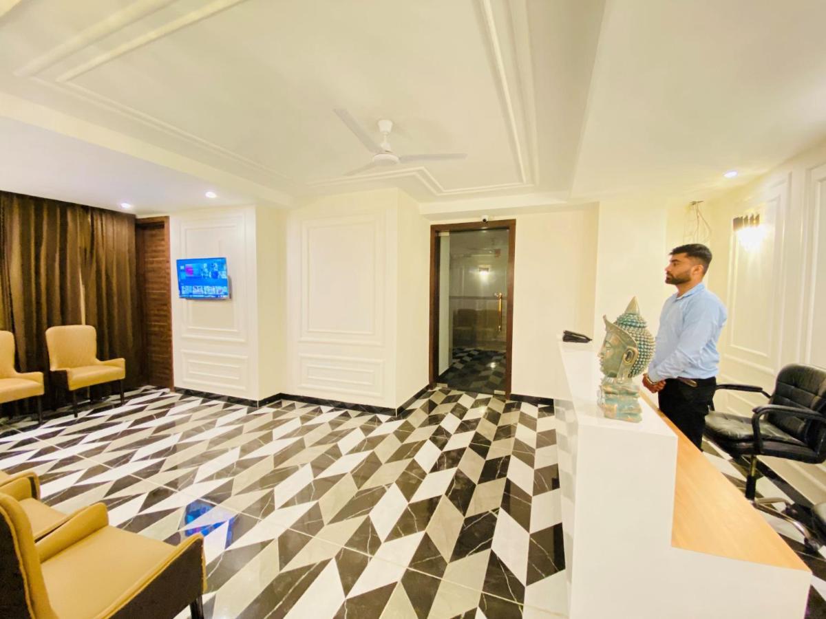 Grand Luxotica By Dls Hotels Dehradun Exterior foto