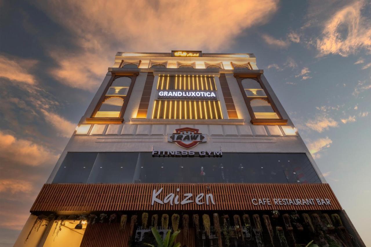 Grand Luxotica By Dls Hotels Dehradun Exterior foto